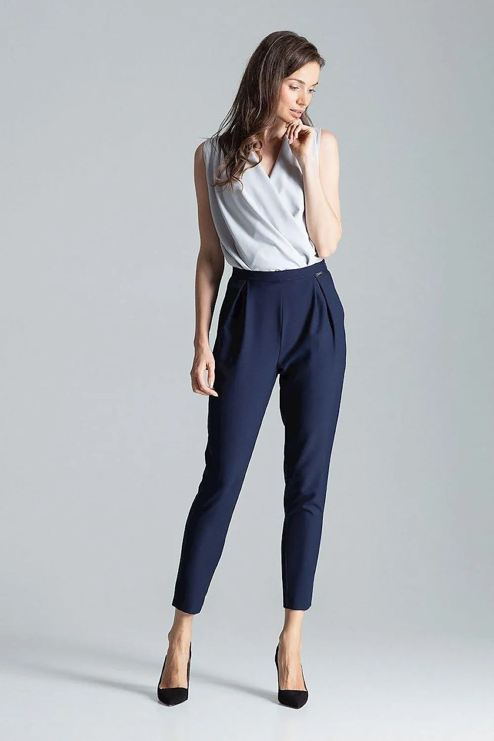 Chic Navy Blue Tailored Pleated Trousers for Women
