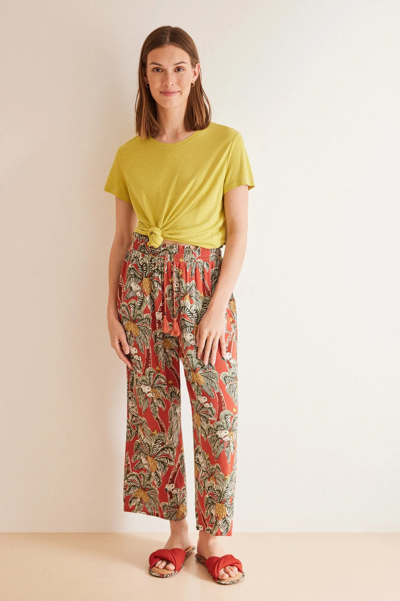 Long tropical Snoopy fluid trousers