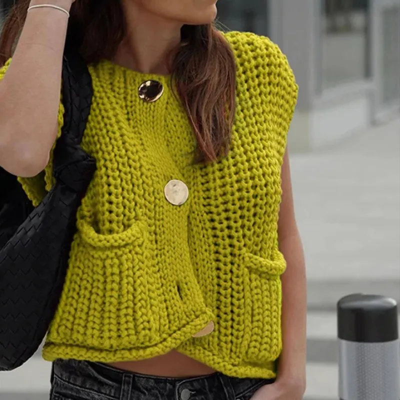 Women's Knitted Chic Metal Button Sleeveless Vest